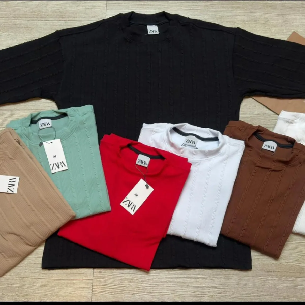 Camiseta Zara de malha texturizada